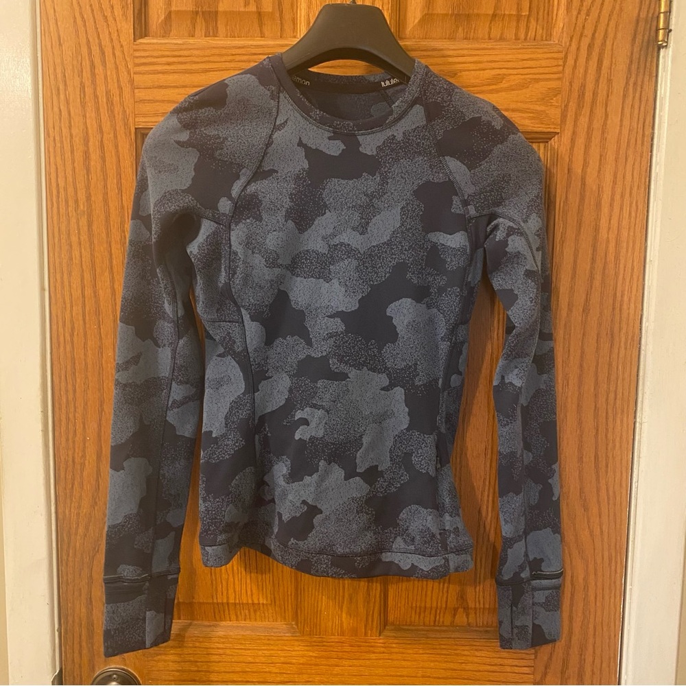 LULULEMON Blue Camo It's Rulu Run Fleece Long Sleeve Shirt Women's Size 4 - Picture 2 of 13
